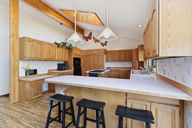 8206 W Bernhill Rd, Spokane, WA 99208