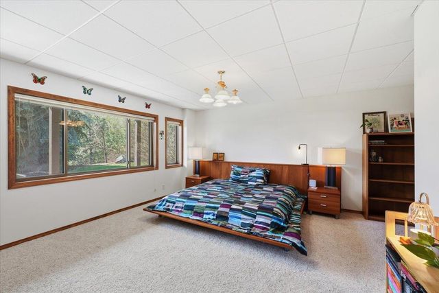 8206 W Bernhill Rd, Spokane, WA 99208