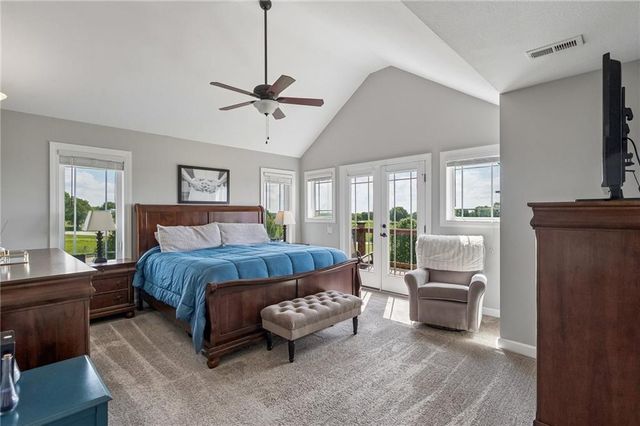 14691 N Lewis Avenue, Liberty, MO 64068