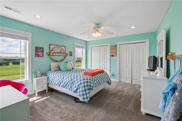 14691 N Lewis Avenue, Liberty, MO 64068