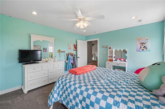 14691 N Lewis Avenue, Liberty, MO 64068