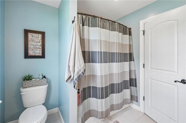 14691 N Lewis Avenue, Liberty, MO 64068