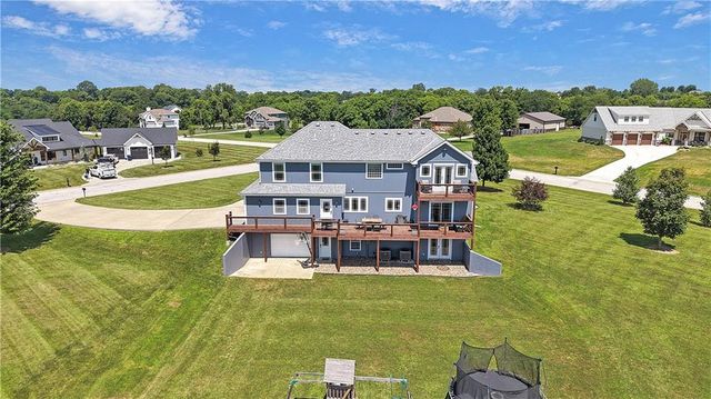 14691 N Lewis Avenue, Liberty, MO 64068