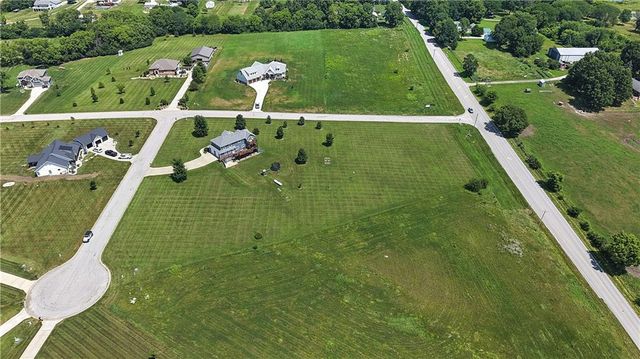 14691 N Lewis Avenue, Liberty, MO 64068