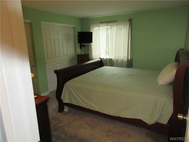 345 South Cayuga Road A, Amherst, NY 14221