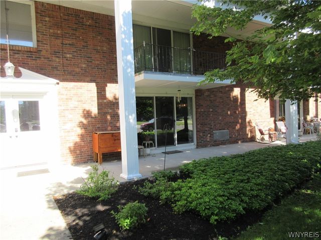 345 South Cayuga Road A, Amherst, NY 14221