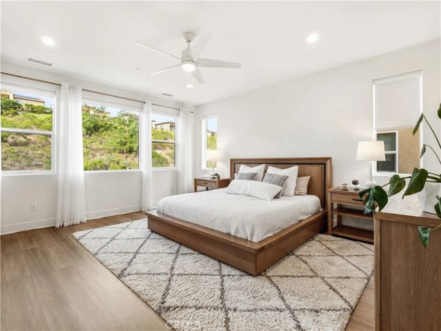 19149 Lauren Lane, Saugus, CA 91350