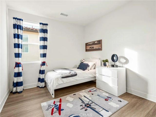 19149 Lauren Lane, Saugus, CA 91350