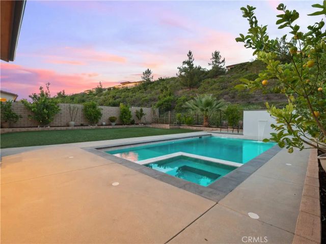 19149 Lauren Lane, Saugus, CA 91350