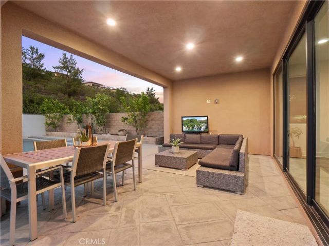 19149 Lauren Lane, Saugus, CA 91350