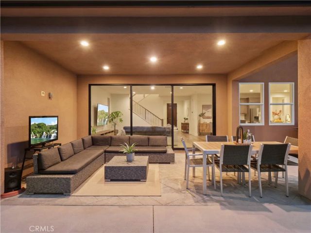 19149 Lauren Lane, Saugus, CA 91350