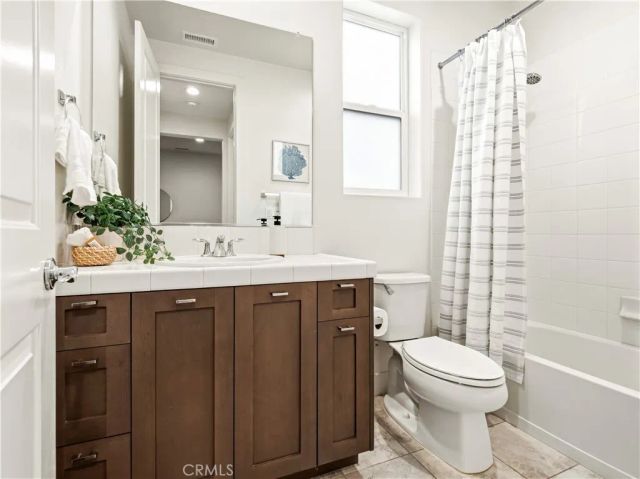 19149 Lauren Lane, Saugus, CA 91350