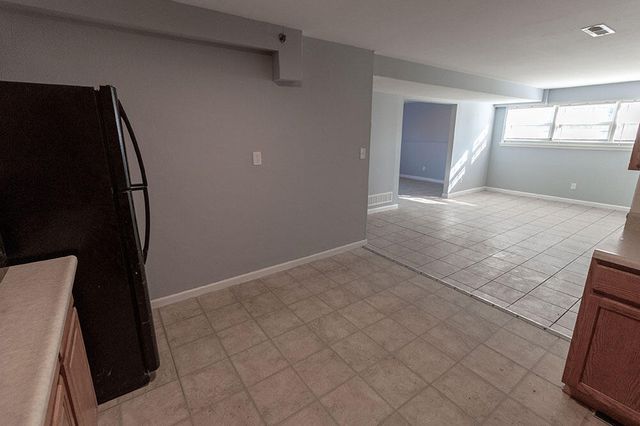 706 DEMARET DR C, Columbia, MO 65202