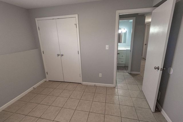 706 DEMARET DR C, Columbia, MO 65202