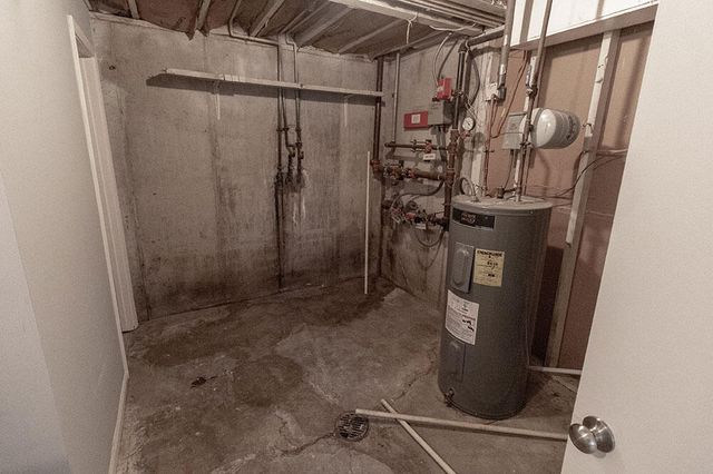 706 DEMARET DR C, Columbia, MO 65202