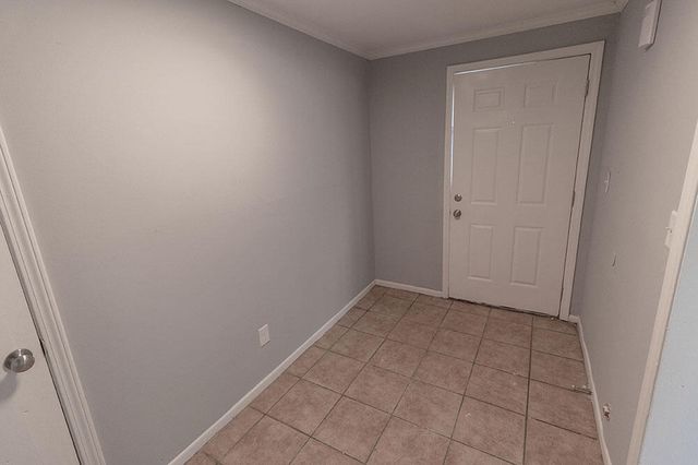 706 DEMARET DR C, Columbia, MO 65202