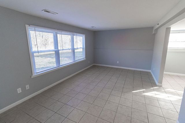 706 DEMARET DR C, Columbia, MO 65202