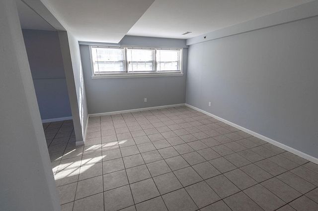 706 DEMARET DR C, Columbia, MO 65202