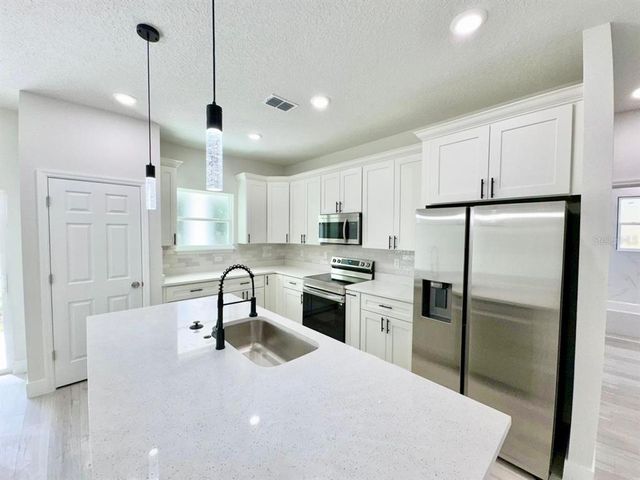 1523 W CITRUS SPRINGS BOULEVARD, Citrus Springs, FL 34434