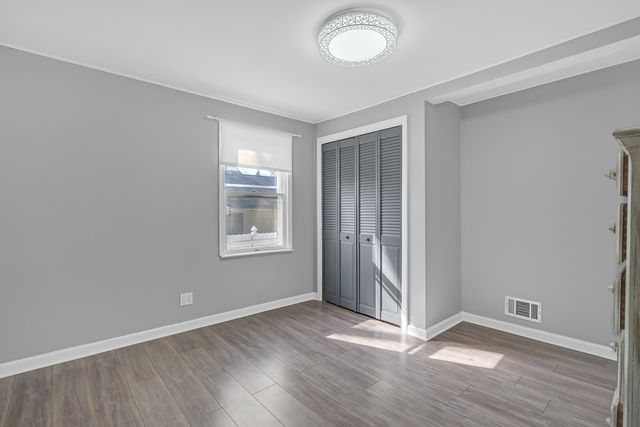 886 W Palatine Road, Palatine, IL 60067