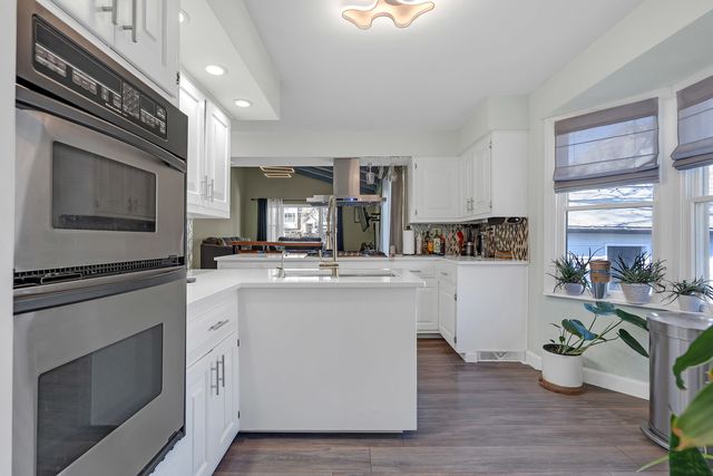 886 W Palatine Road, Palatine, IL 60067