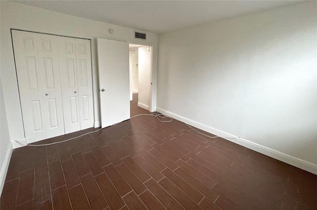 9411 Evergreen Place 302, Davie, FL 33324