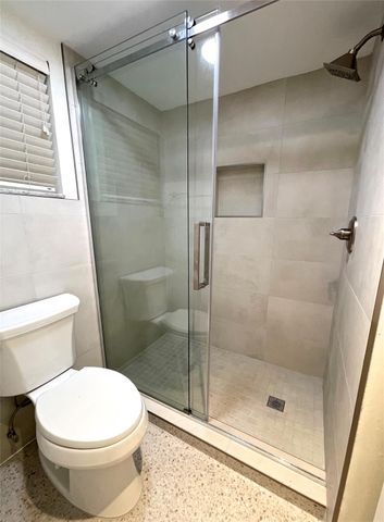 9411 Evergreen Place 302, Davie, FL 33324