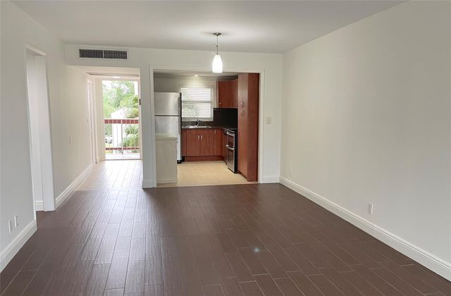 9411 Evergreen Place 302, Davie, FL 33324