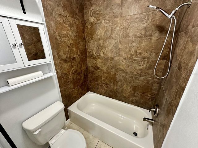 1103 CYPRESS GARDENS BOULEVARD 51, Winter Haven, FL 33884