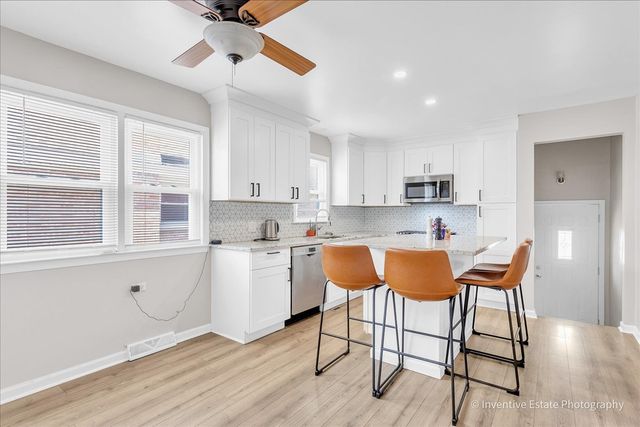 3828 W 116TH Place, Alsip, IL 60803