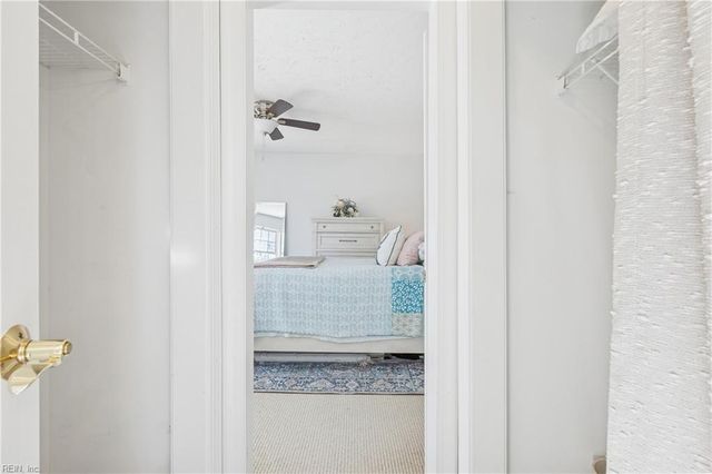 5 Stratford RD, Newport News, VA 23601