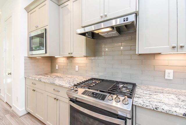 10719 Blossom River Drive, Missouri City, TX 77459