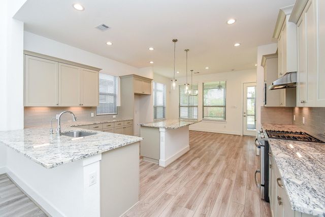 10719 Blossom River Drive, Missouri City, TX 77459
