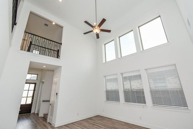 10719 Blossom River Drive, Missouri City, TX 77459