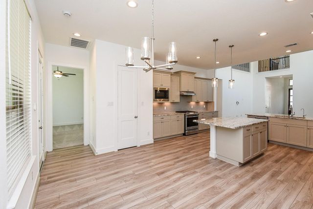 10719 Blossom River Drive, Missouri City, TX 77459