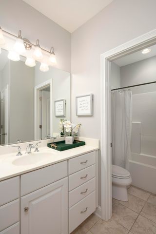 947 Star Shoot Parkway, Lexington, KY 40509