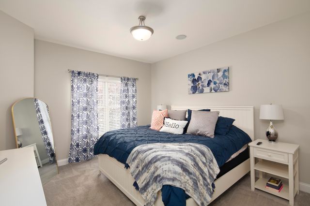 947 Star Shoot Parkway, Lexington, KY 40509
