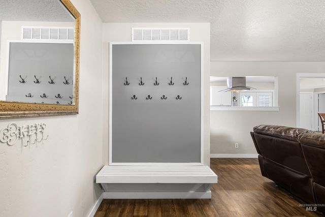 3510 Lassen, Boise, ID 83703