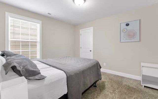 124 Ambridge Street, Oak Grove, KY 42262