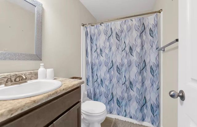 124 Ambridge Street, Oak Grove, KY 42262