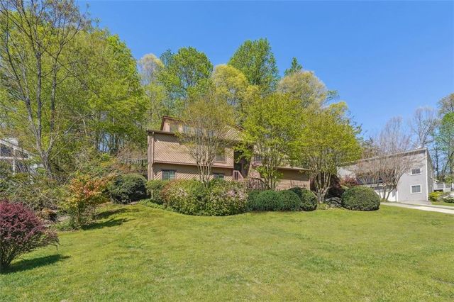1735 Little Willeo Road, Marietta, GA 30068