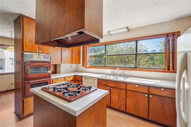 1735 Little Willeo Road, Marietta, GA 30068