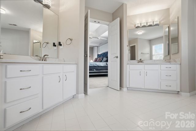 8329 Beardsley Drive, Charlotte, NC 28269