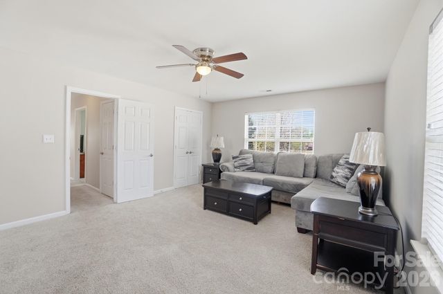 8329 Beardsley Drive, Charlotte, NC 28269