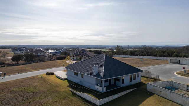 1837 Art Adams WAY, Spicewood, TX 78669