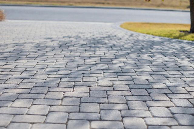 1837 Art Adams WAY, Spicewood, TX 78669