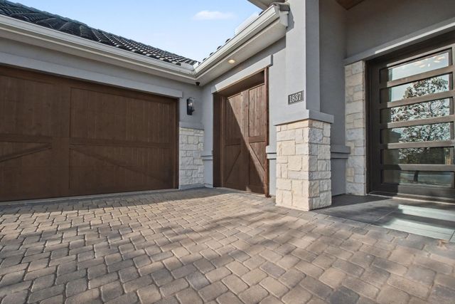 1837 Art Adams WAY, Spicewood, TX 78669