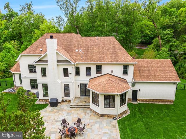6704 LUPINE LN, Mclean, VA 22101
