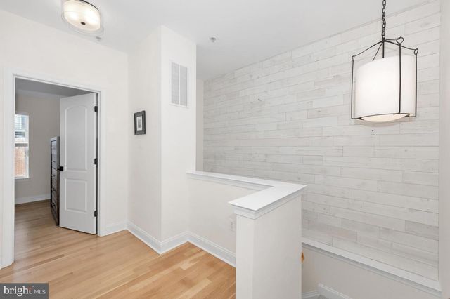 1023 GAITHER RD, Rockville, MD 20850