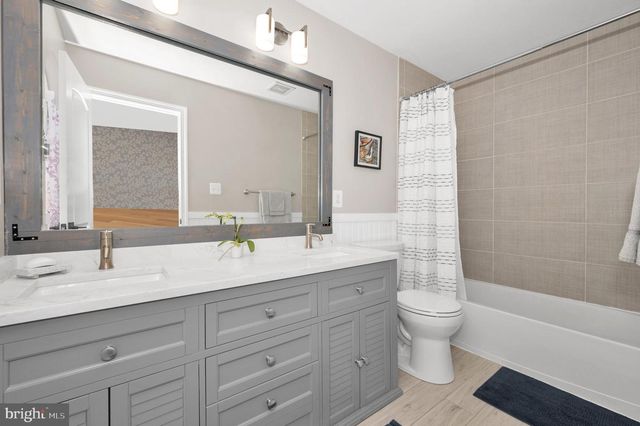 1023 GAITHER RD, Rockville, MD 20850